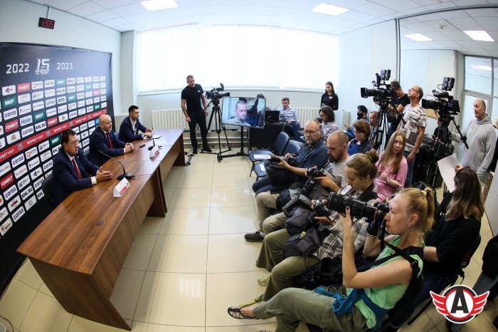Приглашаем СМИ на открытую тренировку и пресс-конференцию ХК «Автомобилист»!